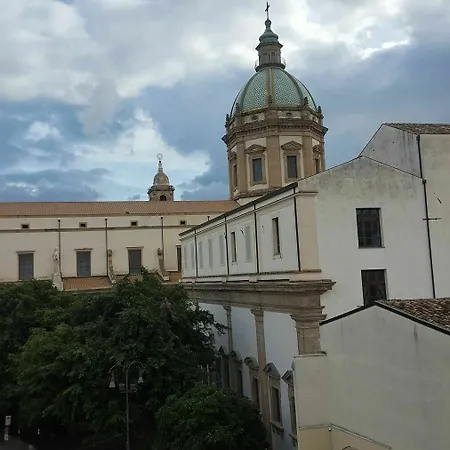 Palazzo De Castro Apartment Palermo