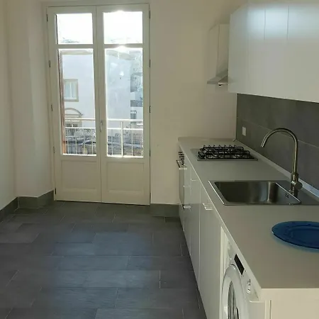 Palazzo De Castro Apartment *